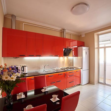 2 Bedrooms Apartment 150M From Opera House Leópolis Exterior foto